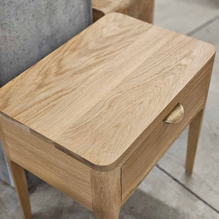 Eichenholz Nachttisch/Beistelltisch