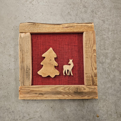 Reliefbild aus Holz - Tannenbaum mit Rehkitz