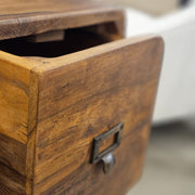 Industrial Chic Lowboard - aus wiederverwertetem Holz