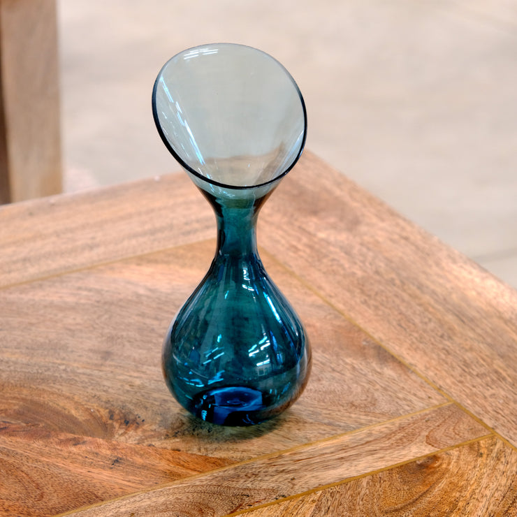 glass-vase-2-blau-small